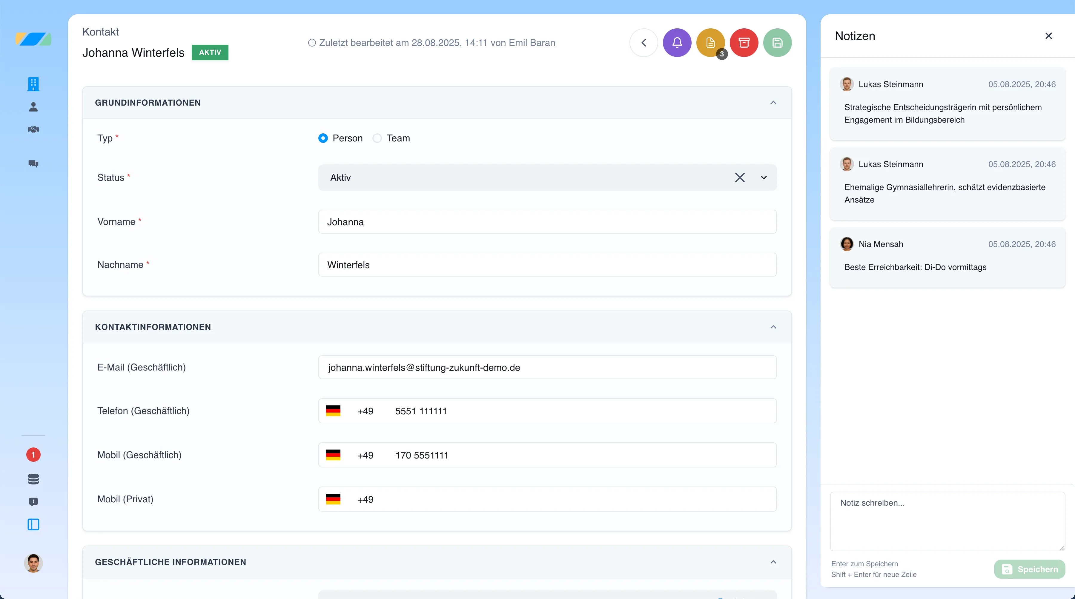Pathleader Plattform - Detailansicht von Kontakt mit Notizen